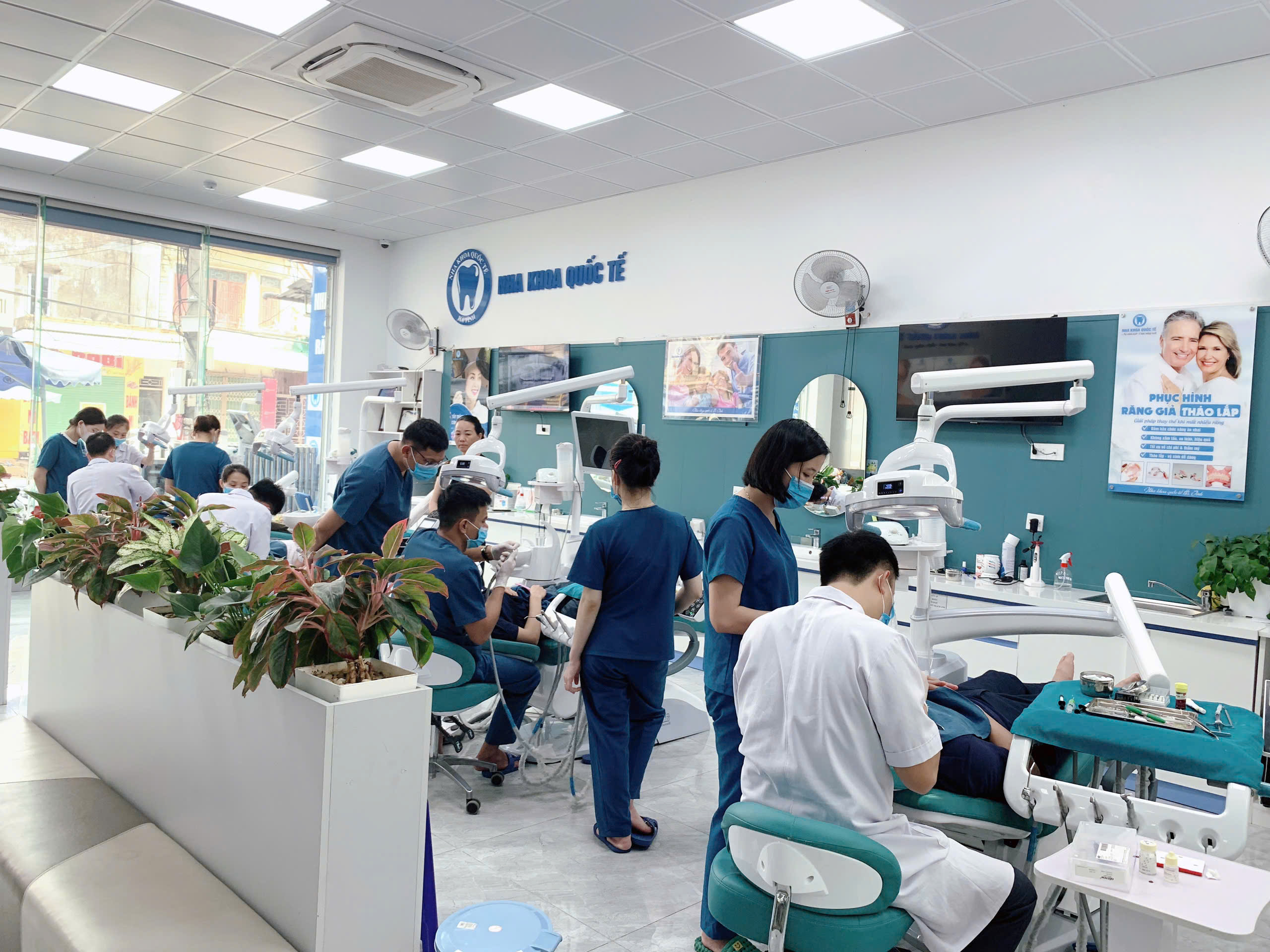Nha Khoa Quốc Tế Hà Tĩnh sở hữu bác sĩ giỏi, công nghệ hiện đại, điều trị tủy an toàn, hiệu quả